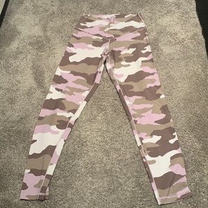 LIKE NEW Aerie Offline 7/8 Leggings